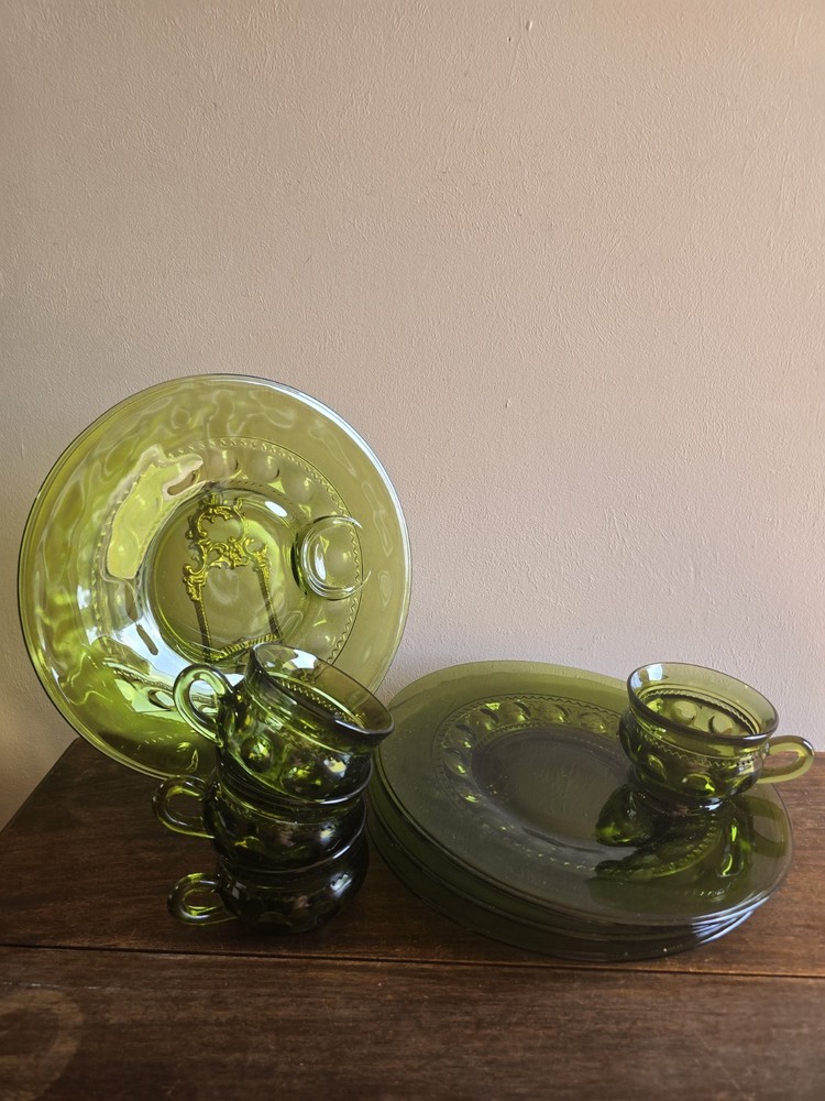 8pc Set Of VTG Indiana Olive King Crown Thumbprint 4 Teacups & 4 Snack Plates