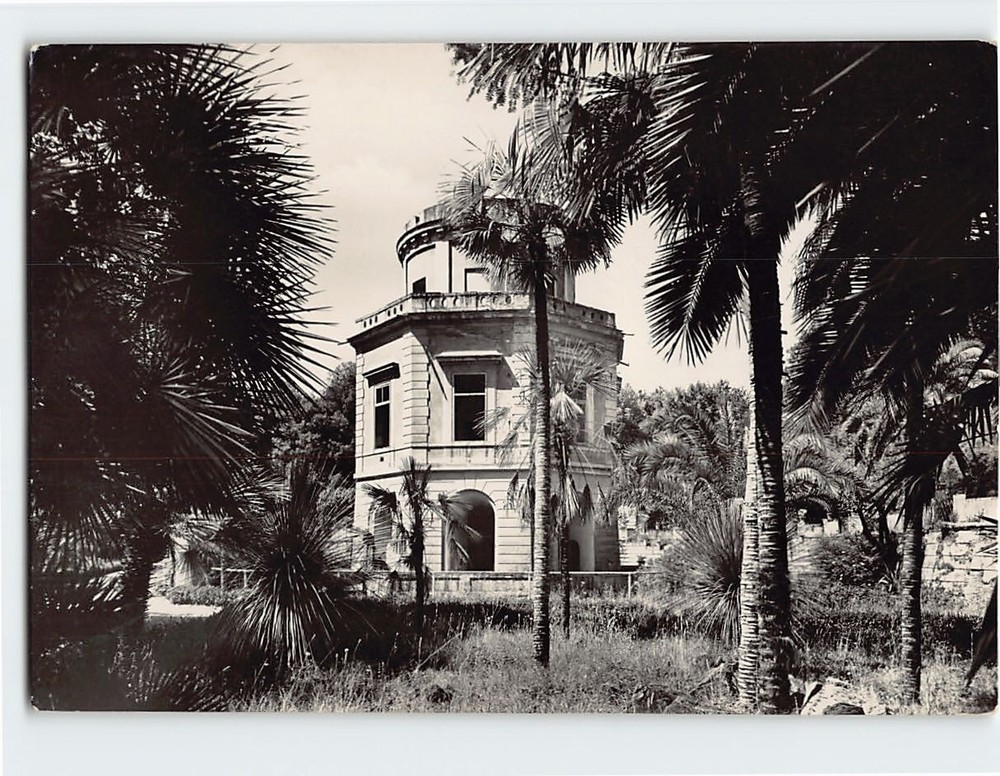 Postcard  Palazzo Reale  & La Castelluccia Park  Caserta Italy