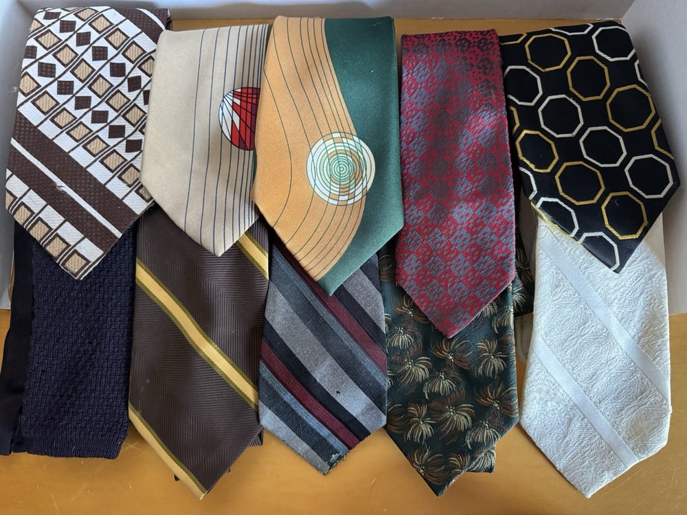 Men's Neck Ties Lot Of 11 Various Brands Pre Owned