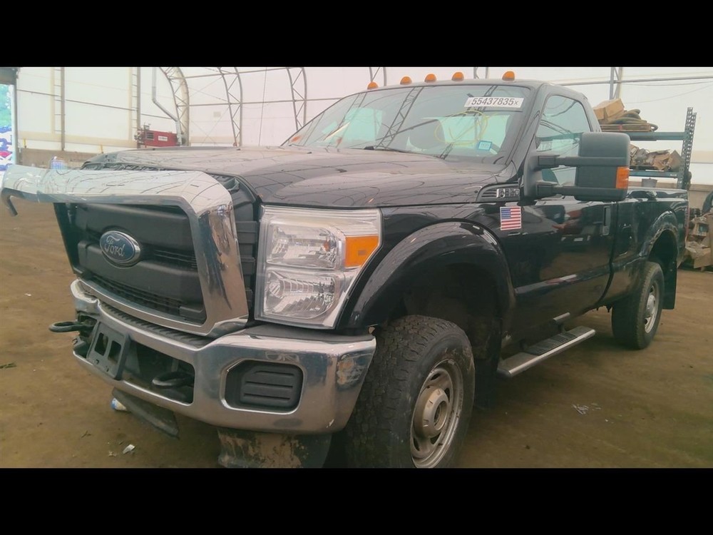 Transfer Case Manual Shift Rear Flange Yoke for 2016 Ford F250SD Pickup 6617481