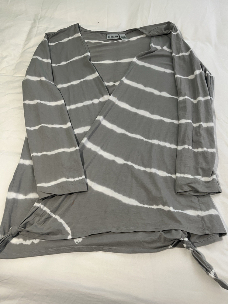 Chico's Women's Gray White Striped V-Neck 3/4 Sleeve Tie-Hem Knit Top 2