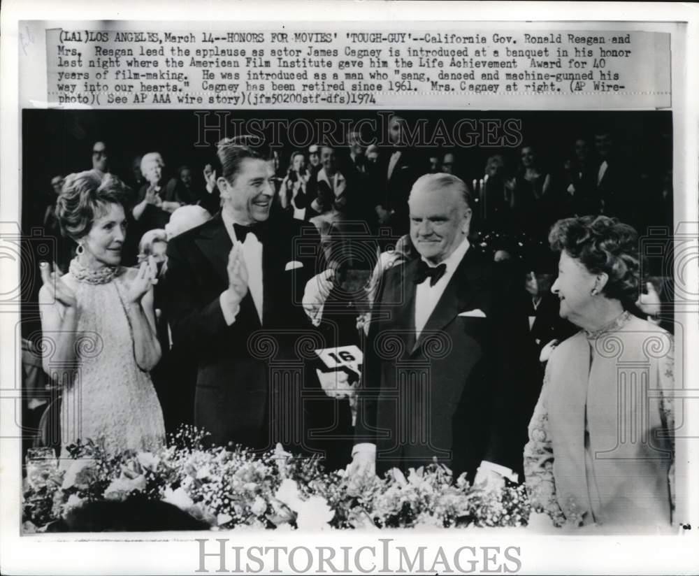 1974 Press Photo Governor Ronald Reagan, Mr. James Cagney & their wives in CA