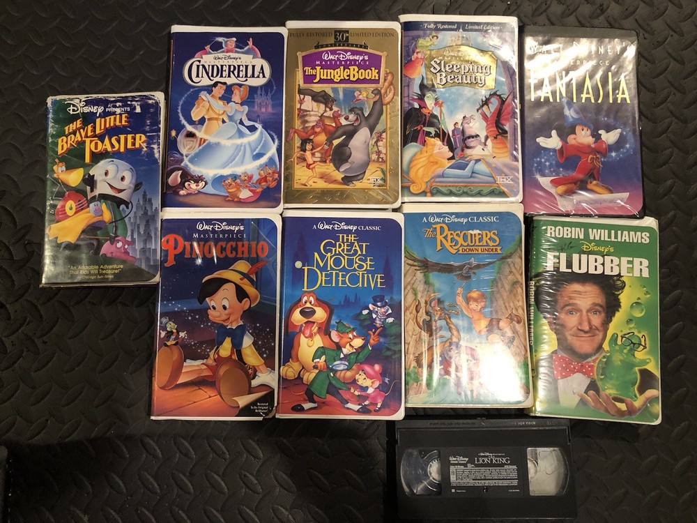 Disney vhs Lot Of Ten Tapes (read description)
