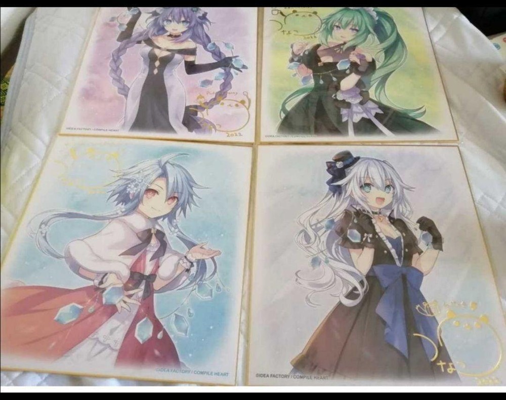 Hyperdimension Neptunia Colored Paper Lot of 4 Noir Berle Blanc Gold Leaf