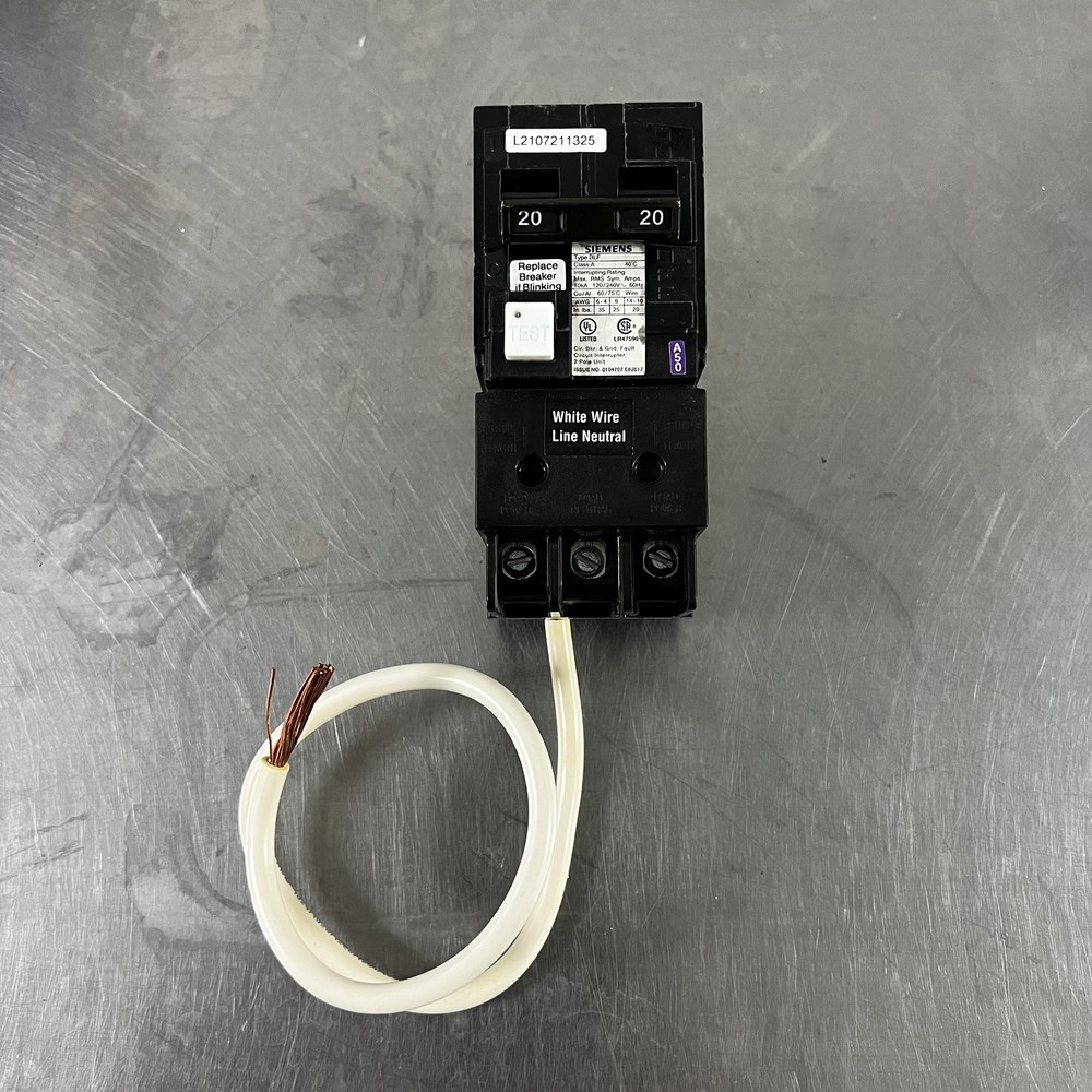 Siemens BF220A 2 Pole 20 Amp Bolt-On 120/240V GFCI Circuit Breaker Tested