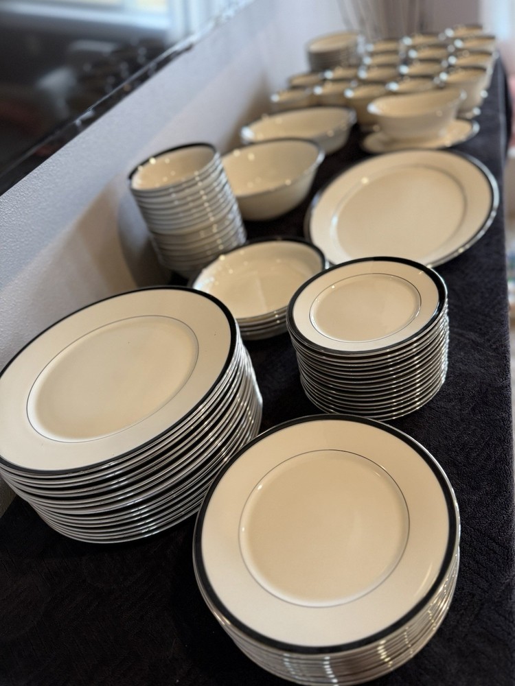 97 Piece Black Royal Lenox Fine China Dinnerware Set New Condition Made In USA