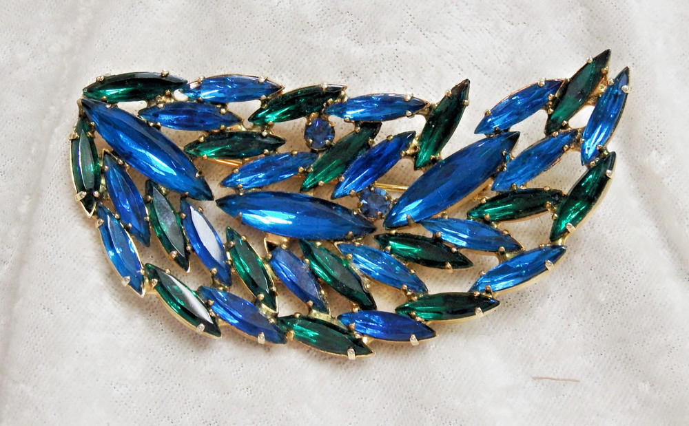 Vintage Blue & Green Rhinestone Feather Brooch With Issues