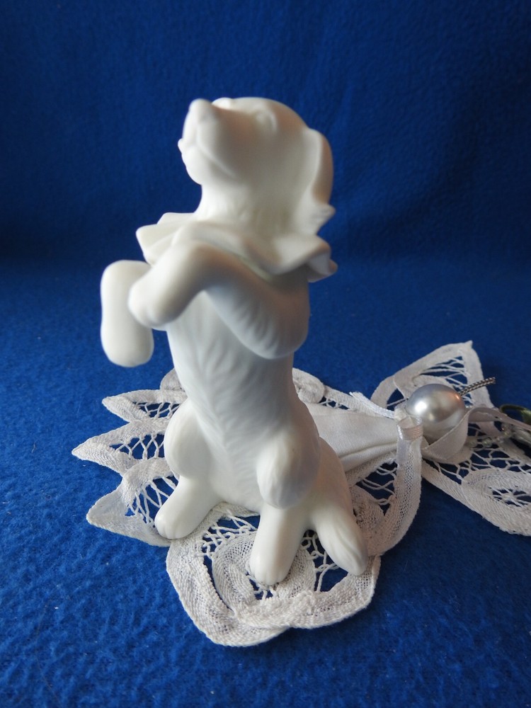 Dept 56 Winter Silhouettes Treasures Porcelain Little Music Makers Dog Figurine