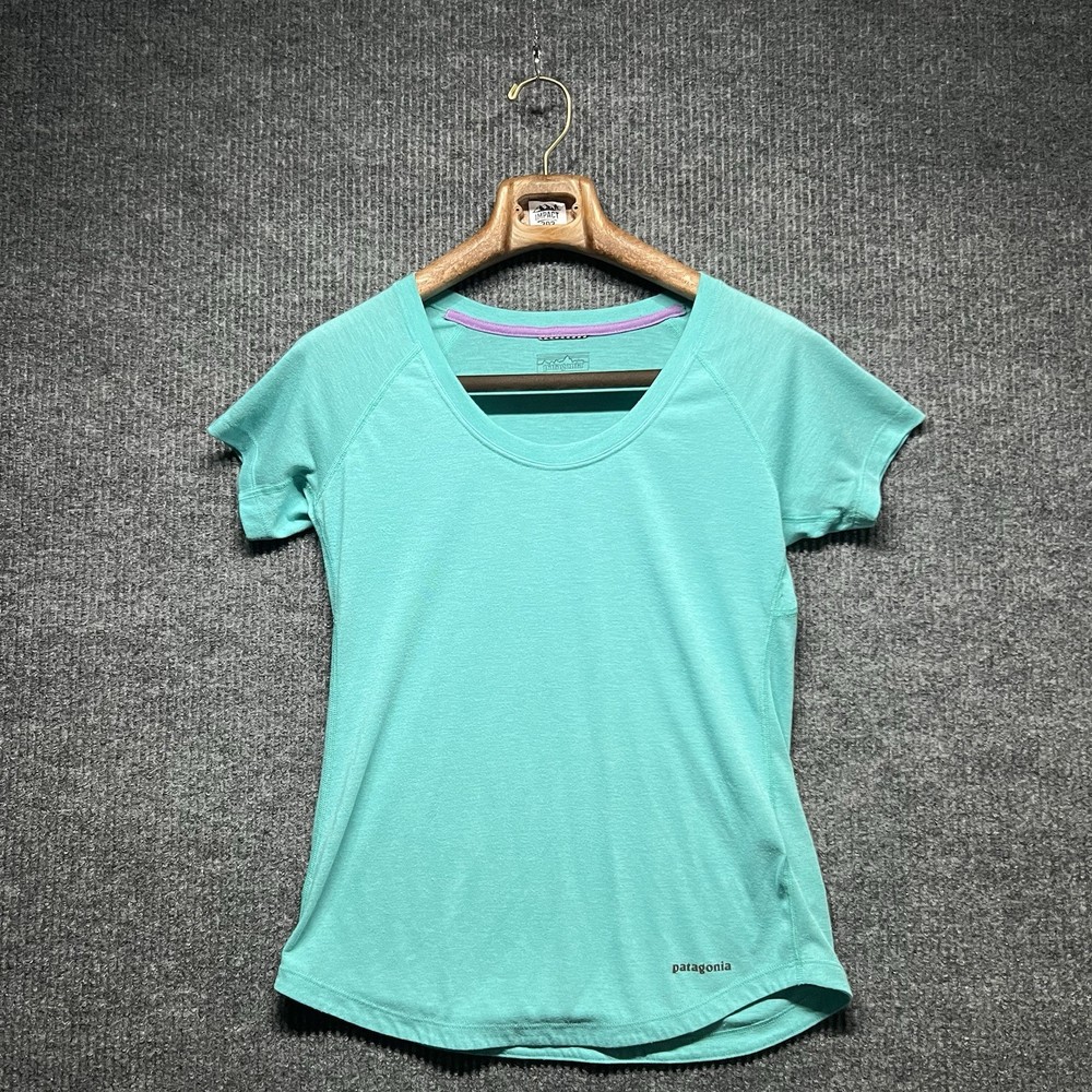 Patagonia Shirt Womens XS Teal Short Sleeved Outdoor Hiking Workout