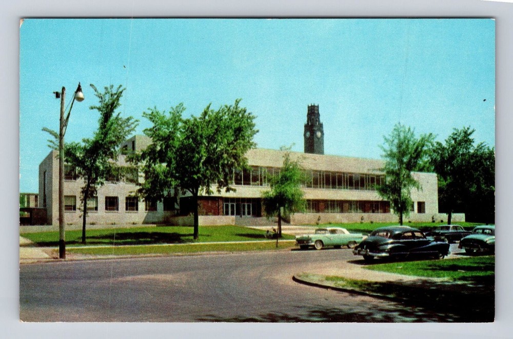 Detroit MI-Michigan, University of Detroit, Student Union, Vintage Postcard