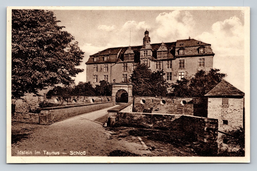 Idstein Hesse Germany Castle In The Taunus Mountains VINTAGE Postcard