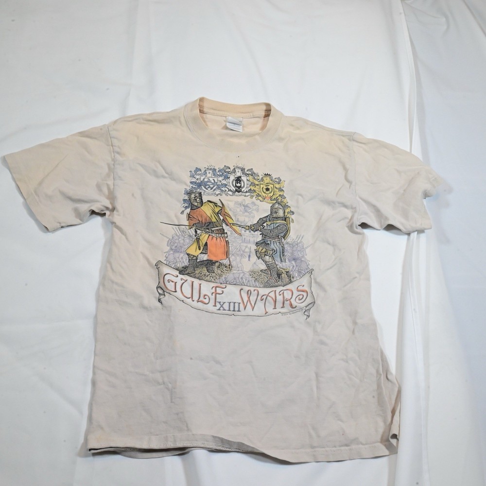 Vintage 2000’s Renaissance Fair T-Shirt Size XL Knight Graphic Gulf Wars