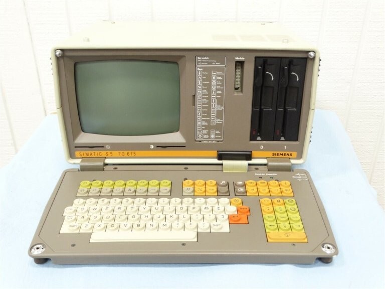 S5 PG675 PROGRAMMING TERMINAL 6ES5675-OUB11 (F0301 - USED) #A6-37