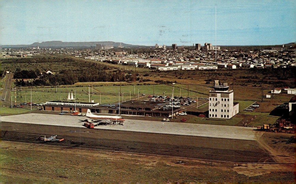 1966 Lakehead Airport Fort William Port Arthur Ontario MCM Chrome Postcard