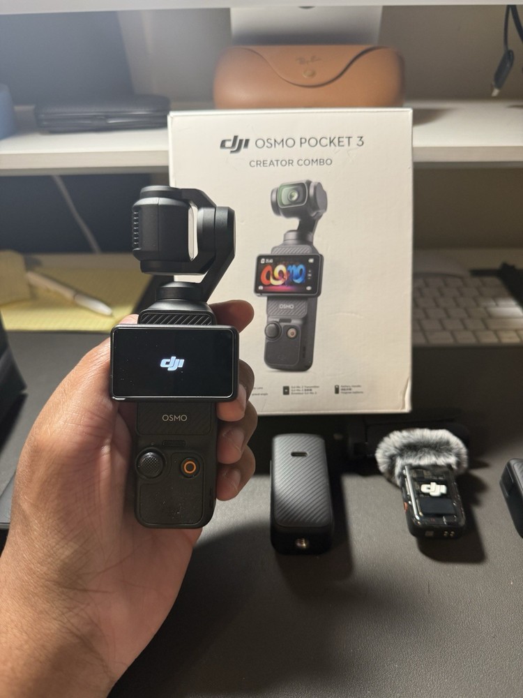 DJI Osmo Pocket 3 Creator Combo Action Camera Kit