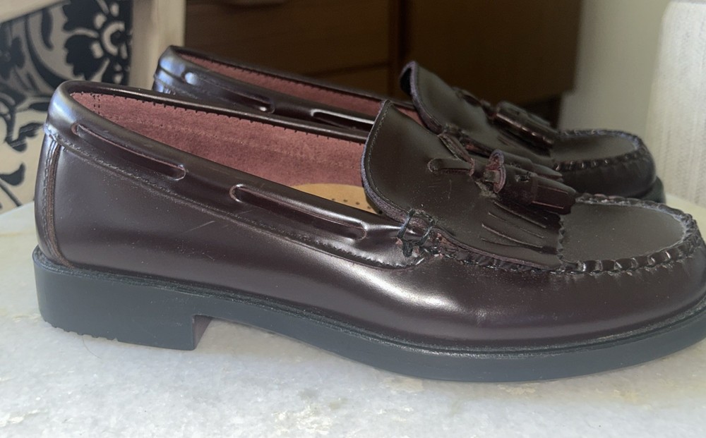 Bass Weejuns Marietta II Leather loafer women’s 7M TASSELS Slip On