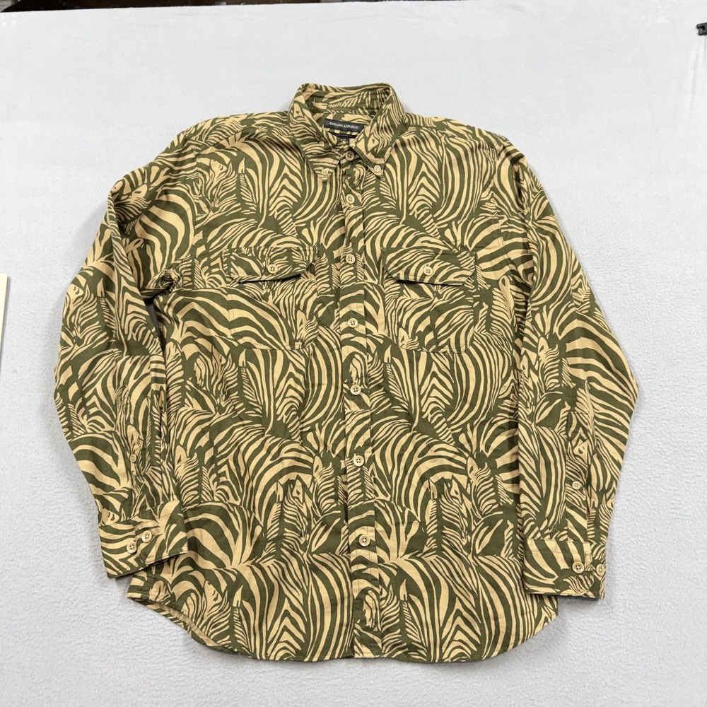 Banana Republic Shirt Mens Medium Green Animal Print Long Sleeve Button Safari