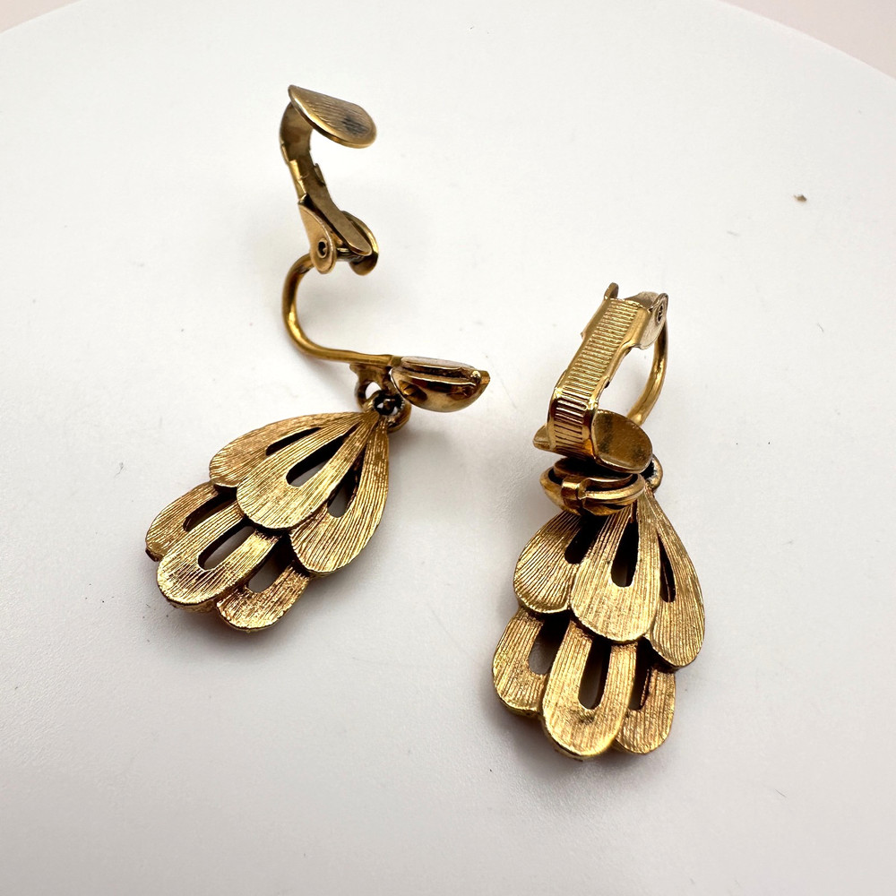 Vintage 80s Gold Tone Textured Tiered Fan Dangle Earrings Boho Fashion Jewelry