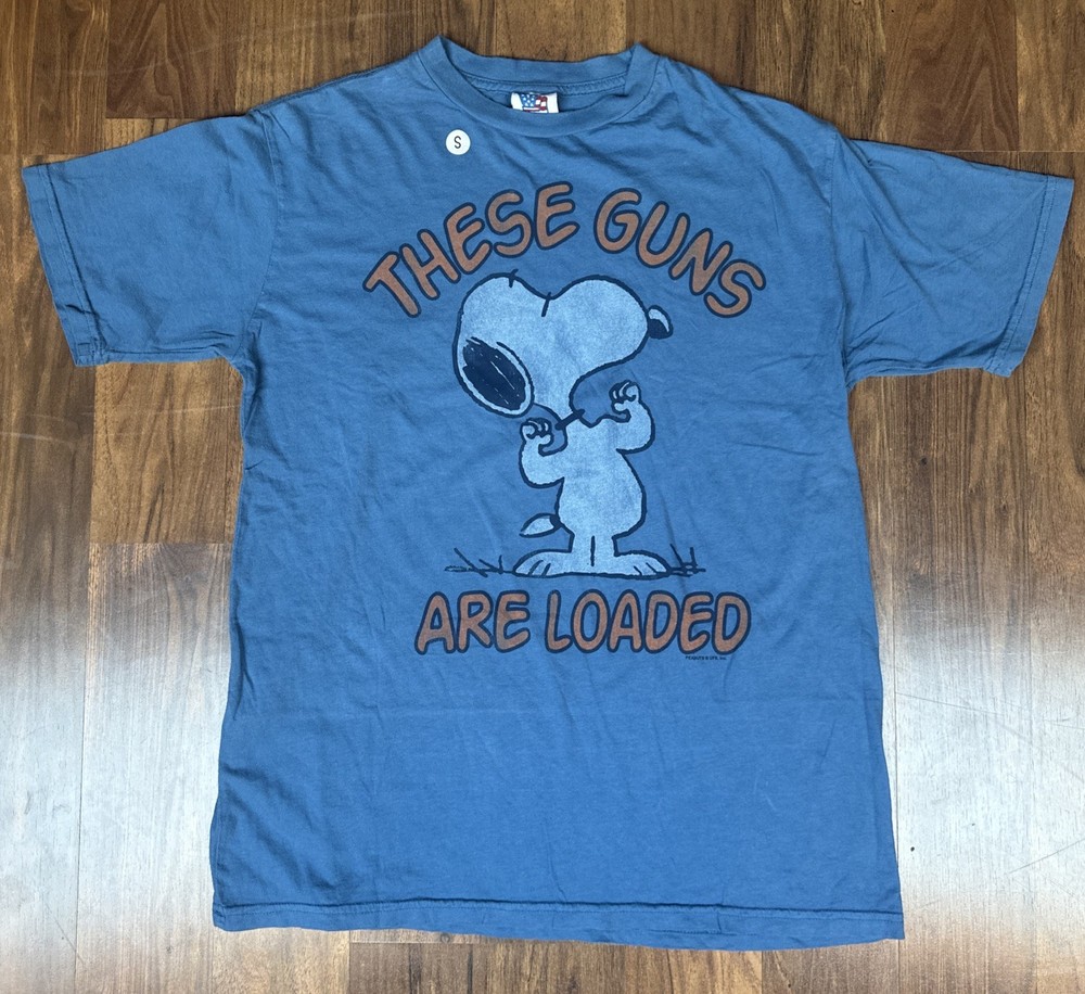 Junk Food Tees Snoopy These Guns Are Loaded Men’s Small Blue Peanuts Y2K