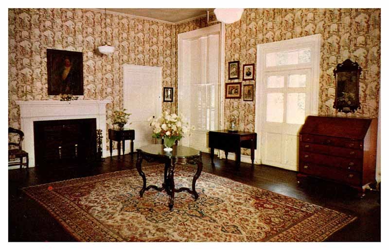 Postcard HOUSE SCENE Vincennes Indiana IN m/09 AP0556