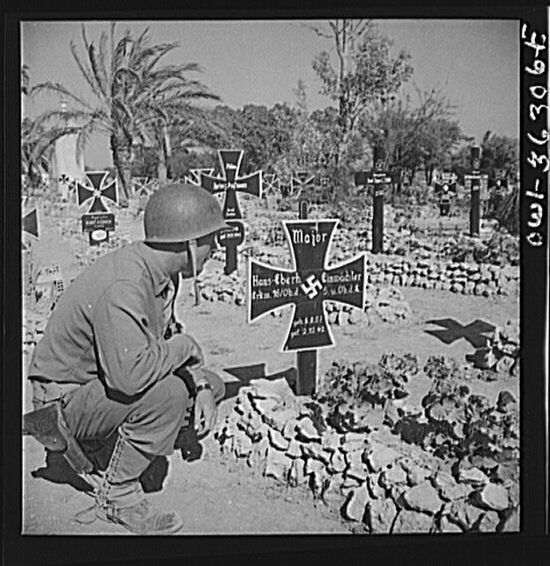 Photo:Tunis Tunisia 1943 German Military Cemetery WW2 Cross Graves Soldier