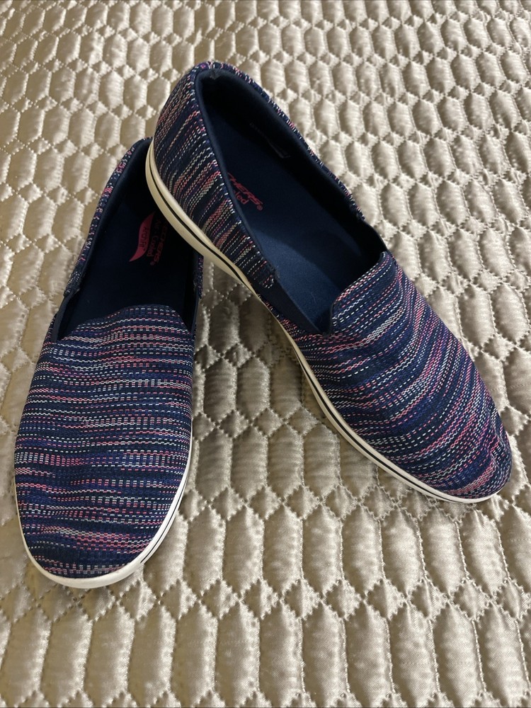 Skechers Arch Fit Women's Size 9.5 Slip On Sneakers.  Navy /pink.  Gray Cond