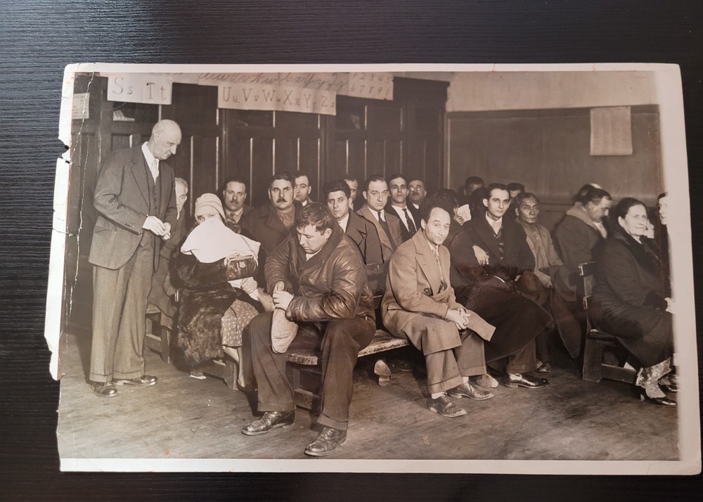 1931 NYC Great Depression Photo Needy Families Register Relief Public School 168