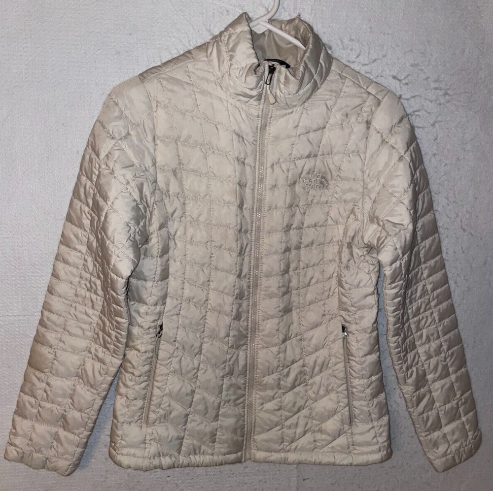 The North Face Women's Long Sleeve Quilted Thermo Puffer Jacket in Off White Size S