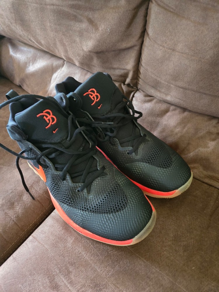 Nike Zoom Rev PE Devin Booker (first signature shoe with nike) size 13 NWOT