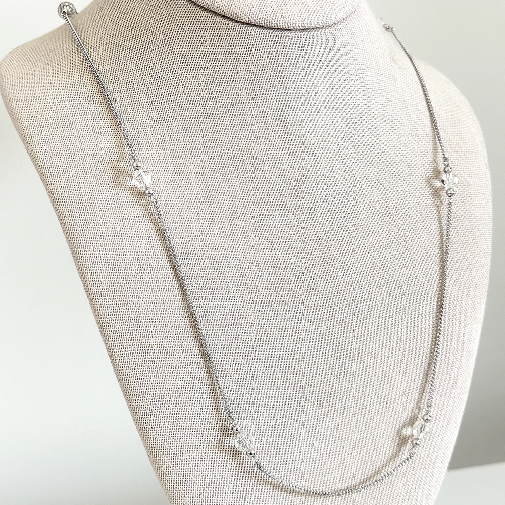 Vintage Avon Signed Clear Crystal Beaded Silver Tone Long Station Necklace 30
