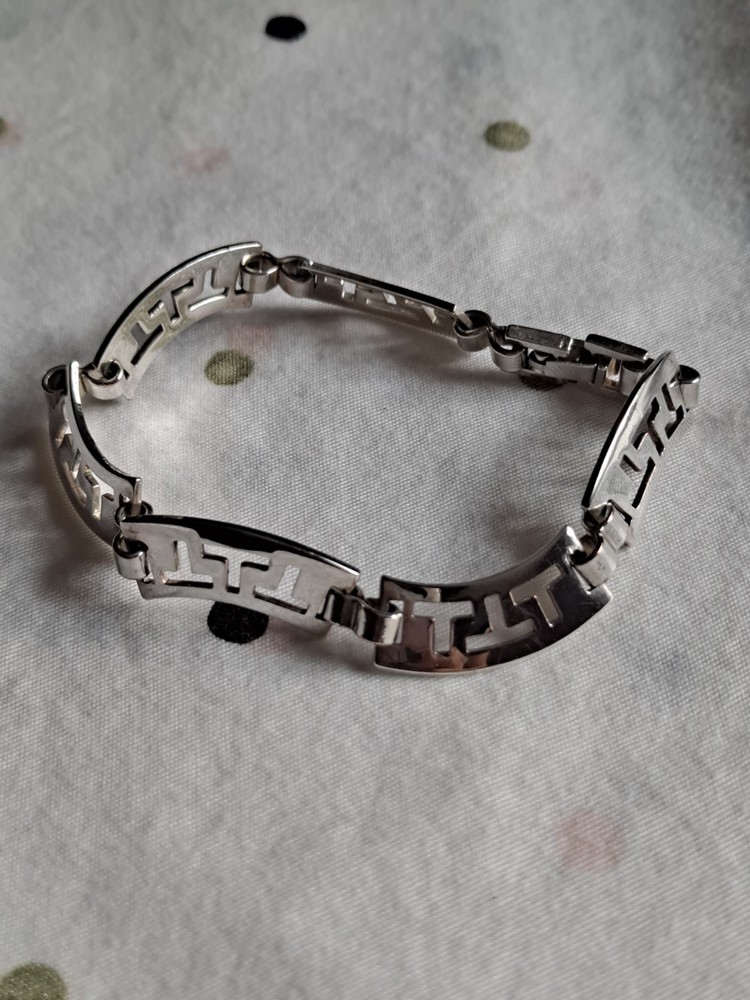 925 Sterling Silver waved bracelet preowned 7