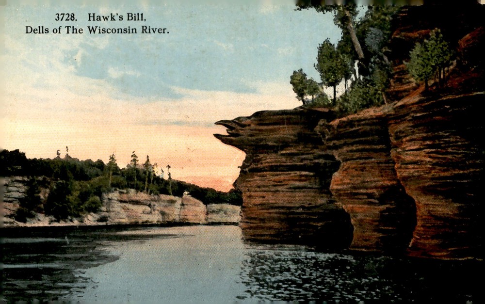 Hawk's Bill, Dells of The Wisconsin River - 3728 Postcard