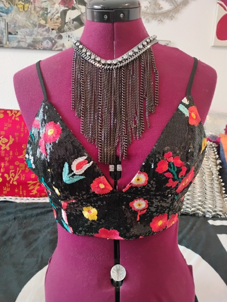 Forever 21 Women's Black Floral Sequin Bra Top Size Medium