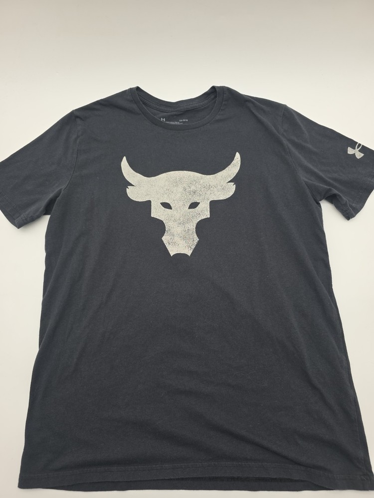 Project Rock Under Armour T-Shirt Men L Black Graphic Bull Logo Tee.#44929