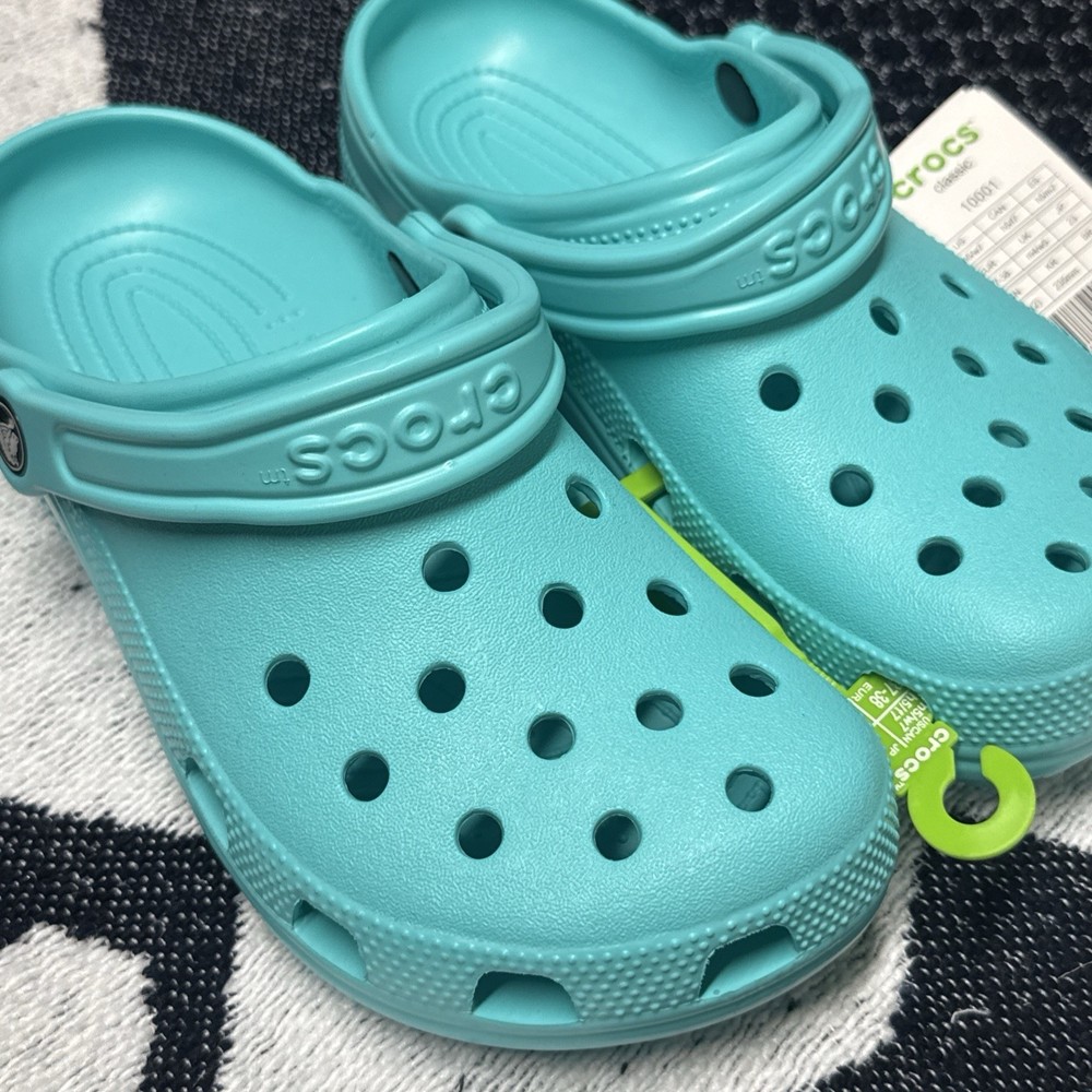 crocs classic clog Turquoise 6m/8w Fast Ship