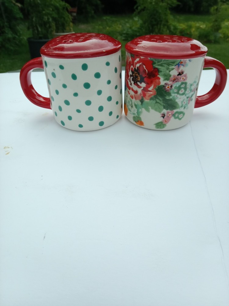pioneer woman vintage floral salt and pepper