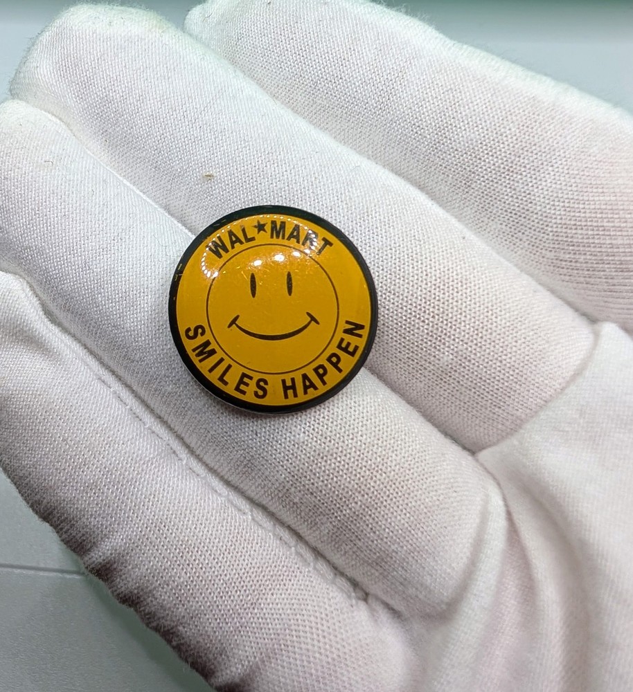 Vintage Walmart Smiles Happen Smiley Face Yellow Enamel Employee Lapel Pin