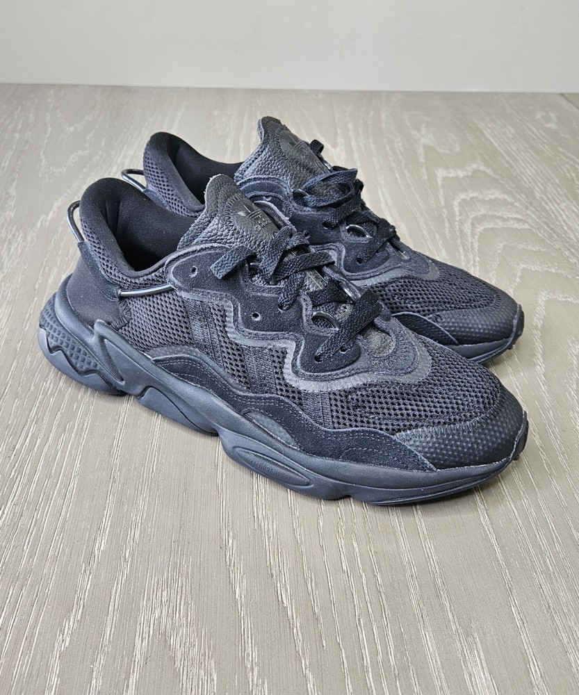 Adidas Originals Ozweego Black Carbon 'Reflective' Running Shoe EE6999 Size 10