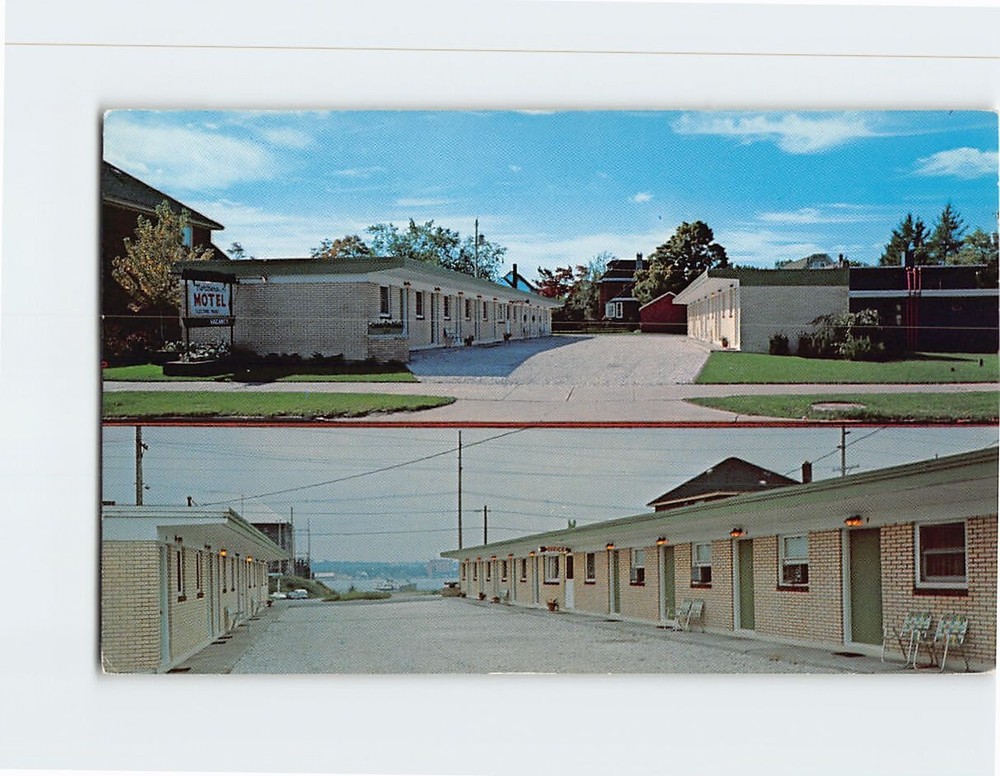 Postcard  Northern Motel Across From St Mary's River Sault Ste Marie Michigan