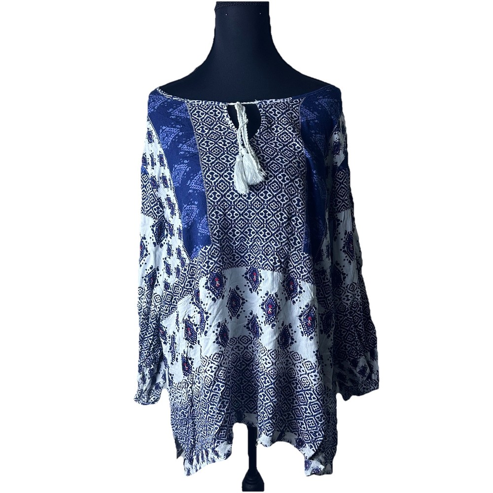 Avenue Flowy Boho Peasant Top Plus Size 22/24 Blue White Rayon Festival Tassel