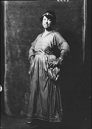 Photo:London,Jack,Mrs,portrait photographs,women,Arnold Genthe,1918