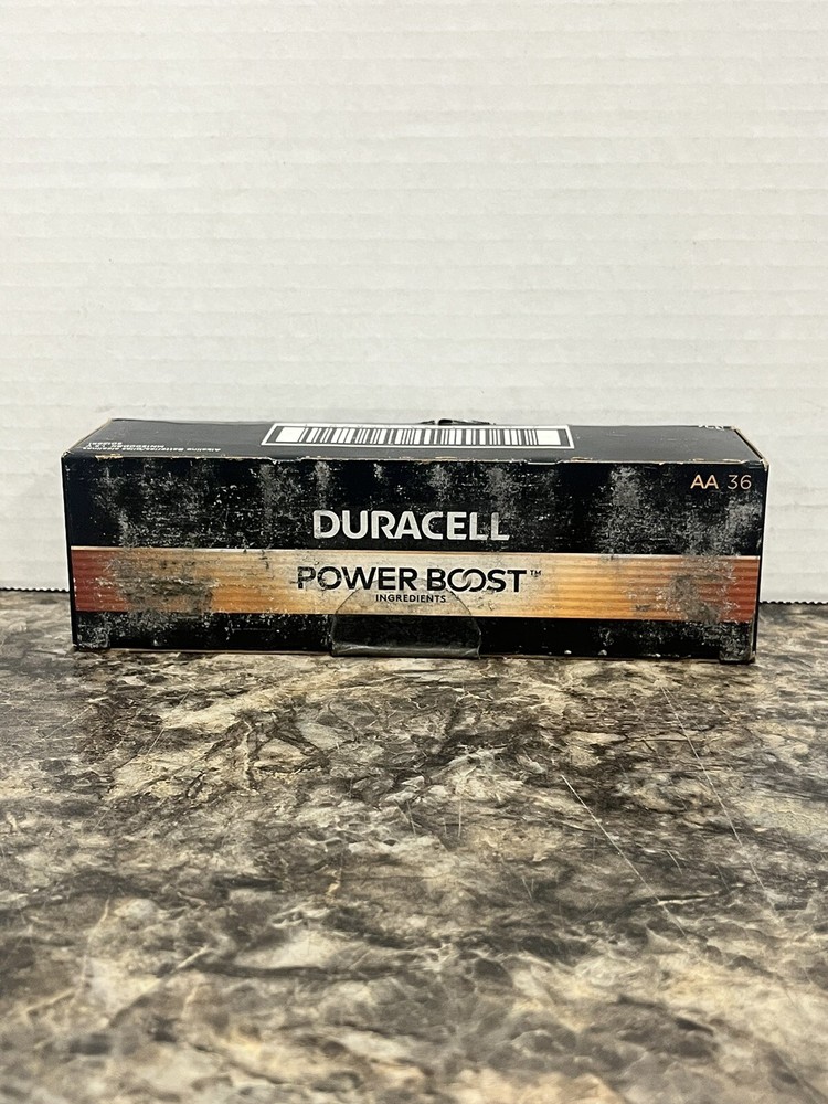 36 Batteries Duracell Powerboost AA Batteries Alkaline Exp. 03/2035