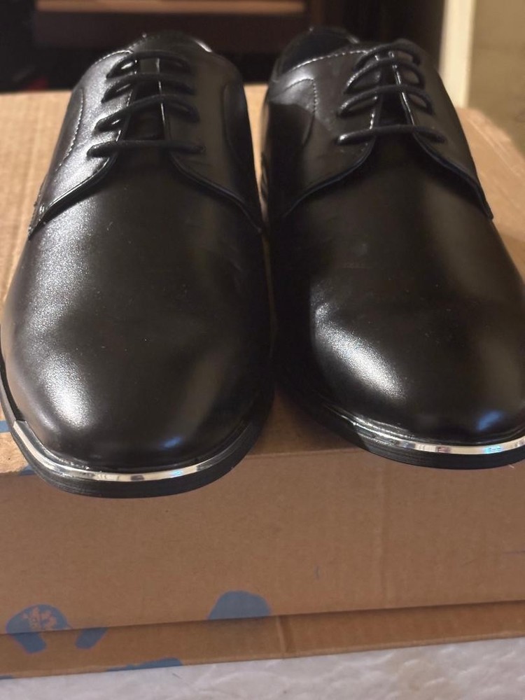 Amali Men' Smooth Oxford Tuxedo Dress Shoe w. Silver Tip Griffin (US MENS 9)