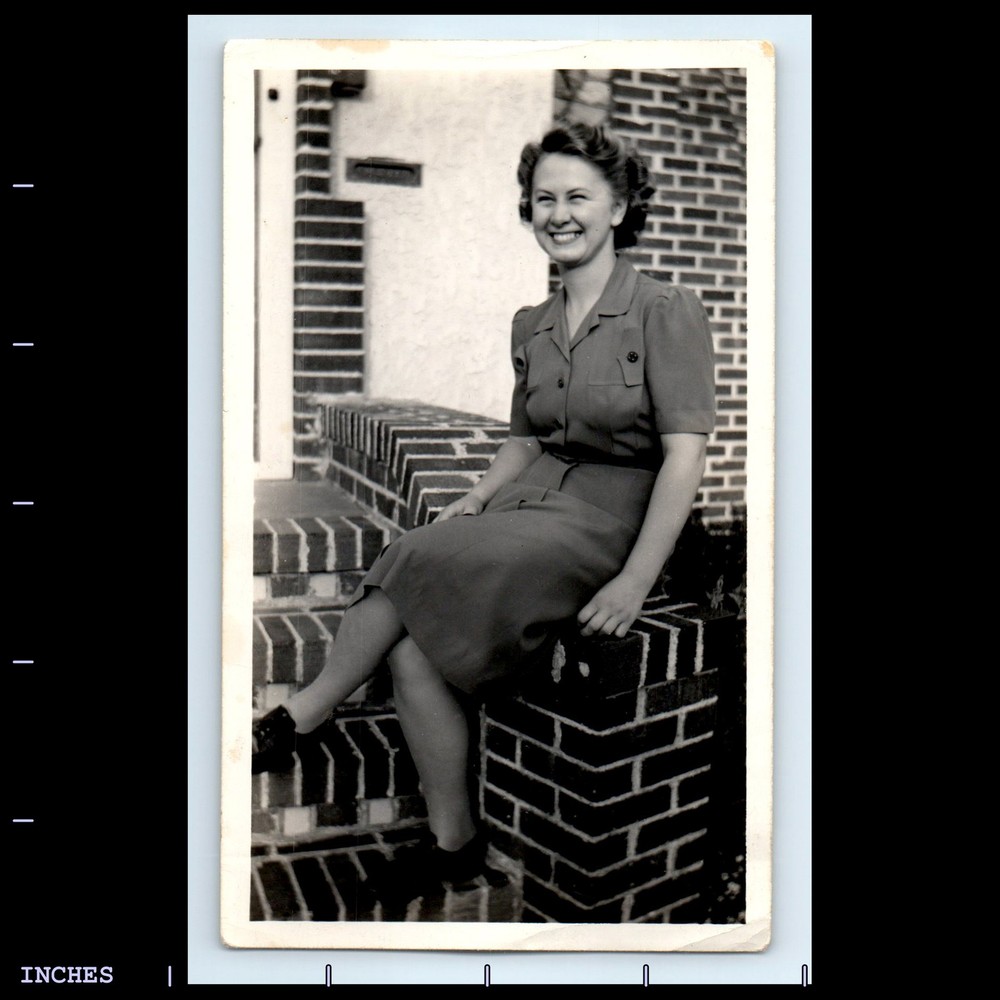 Old Vintage Photo LEGGY SMILING WOMAN SITTING OUTSIDE HOUSE