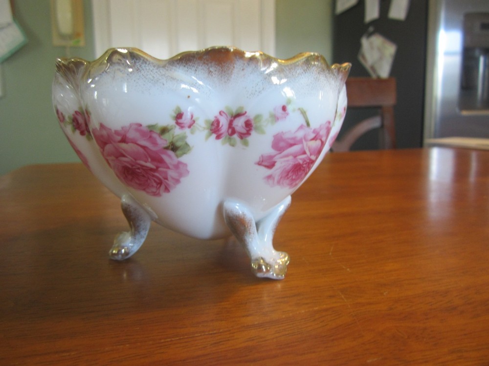 Steinmann Germany Bridal Rose a La France Porcelain Footed Bowl Dish Gold