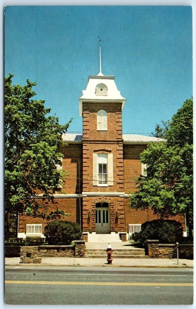 Postcard - Transylvania County Court House - Brevard, North Carolina