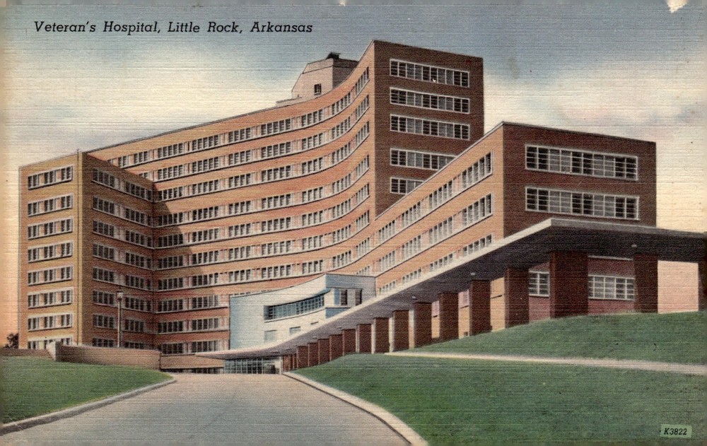 1950 VA Veterans Hospital Little Rock Arkansas MCM Architecture Linen Postcard