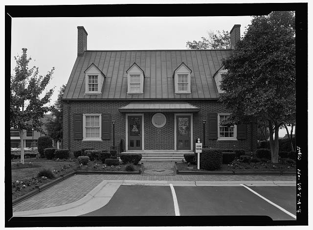 FRONT ELEVATION LODGE. VIEW NORTHEAST. - Hampton National Cemetery, Main Tract,