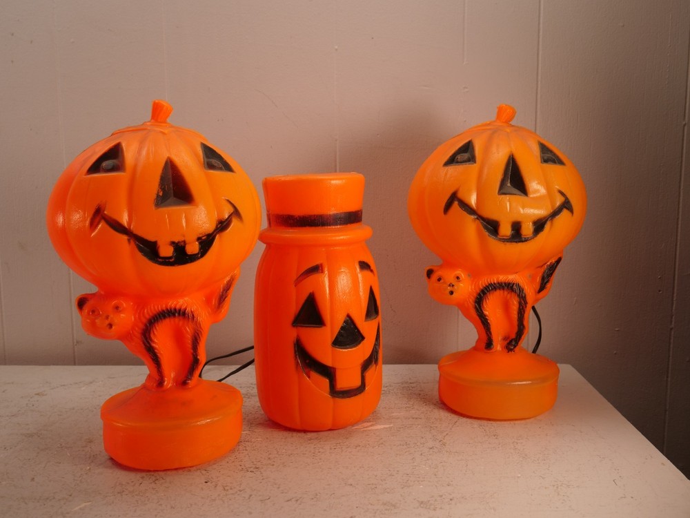 Vintage Pumpkin Jack-O-Lantern Black Cat Halloween Blow Mold Trick or Treat LOT