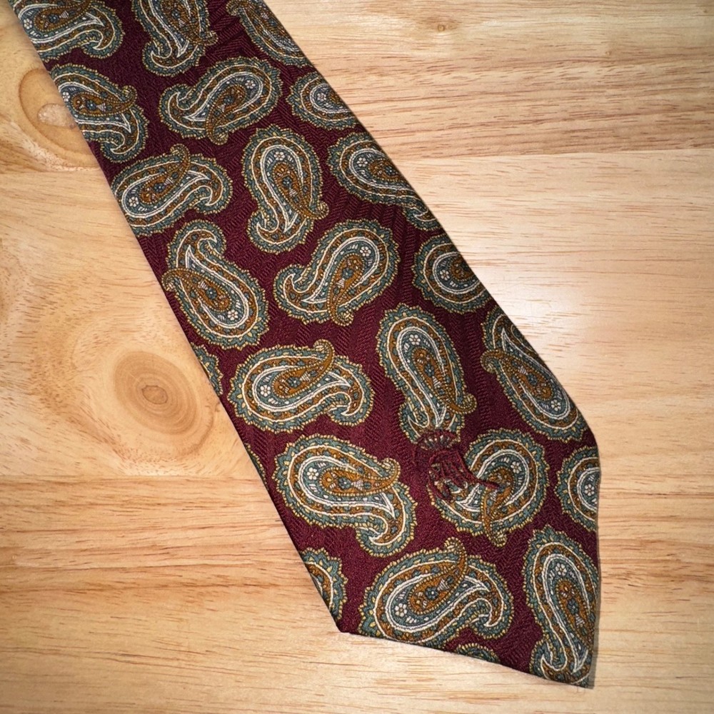 COUNTESS MARA Vintage Men's 100% Silk Necktie Designer PAISLEY Red Gold EUC